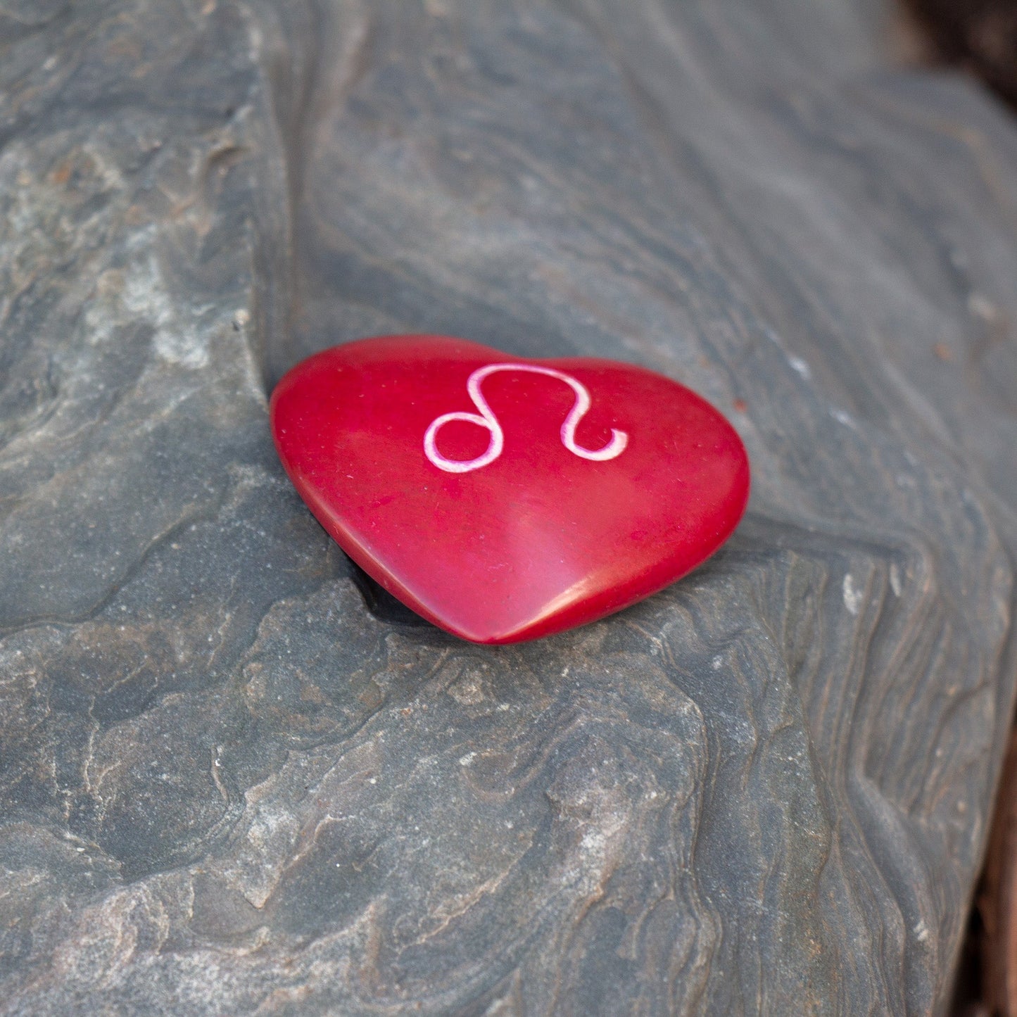 Zodiac Soapstone Hearts, Pack of 5: LEO